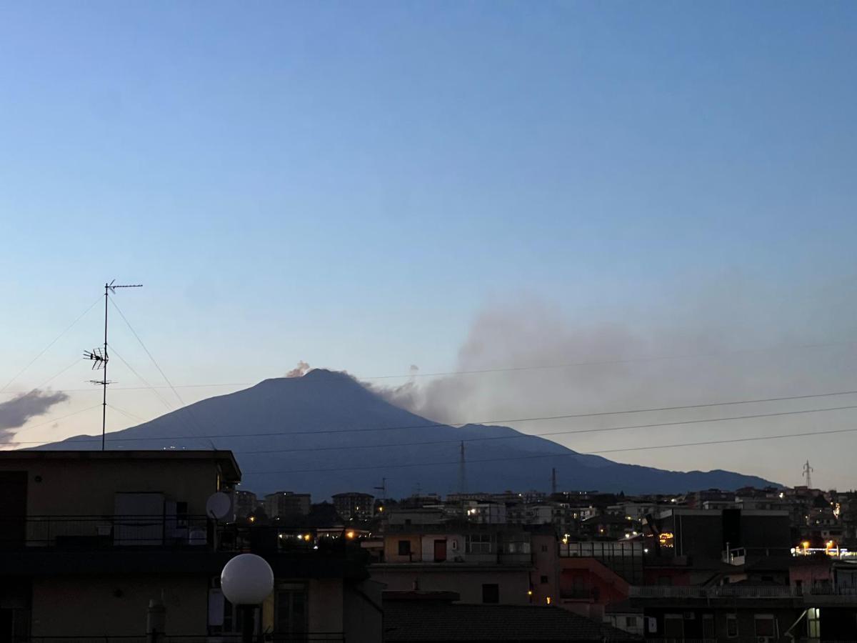 Villa Attico Etnamare Gravina di Catania Exterior foto